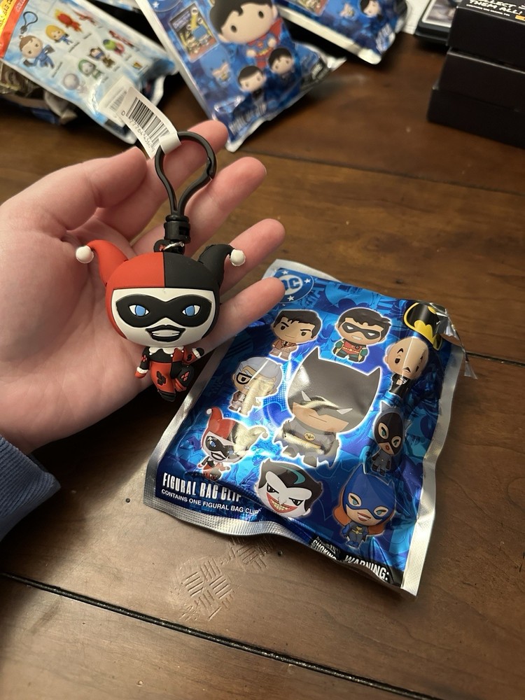 Collectibles: Harley Quinn Keychain - Batman - DC Universe - OPEN - New