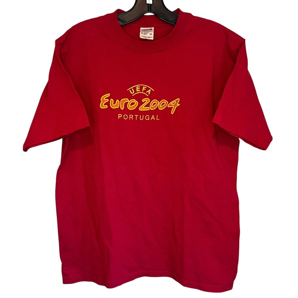 Vintage Y2K UEFA Portugal Euro 2004 Soccer Football Red T-Shirt - Size Medium