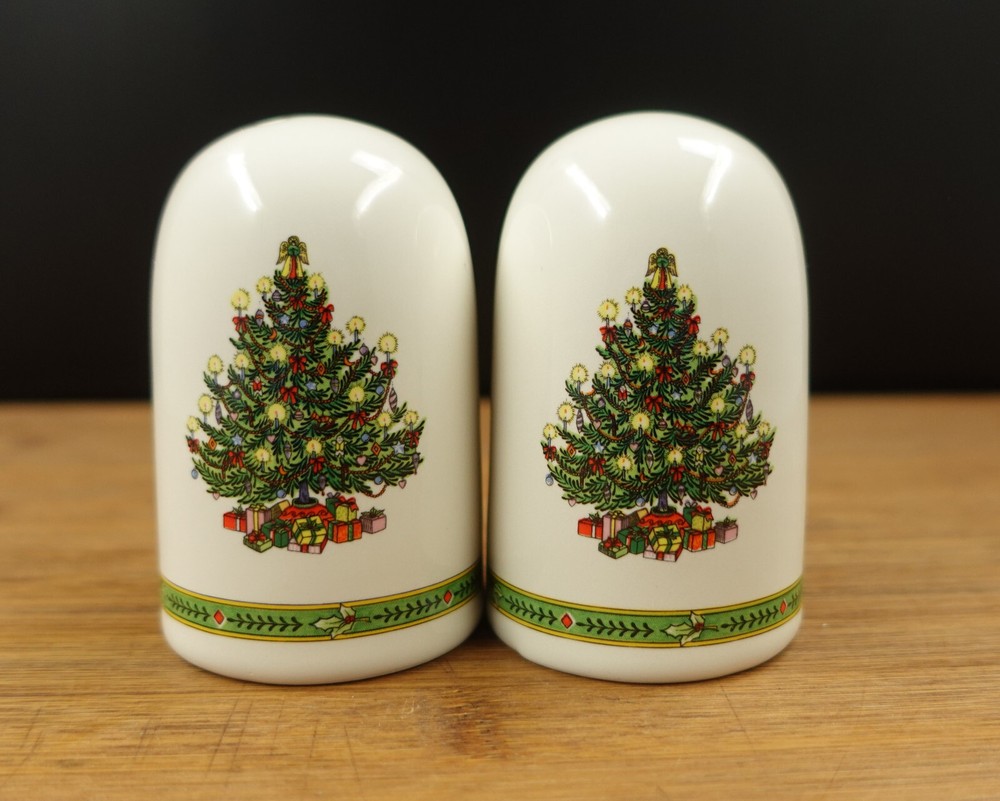 Russ Berrie Christmas Tree Ceramic Salt & Pepper Shaker