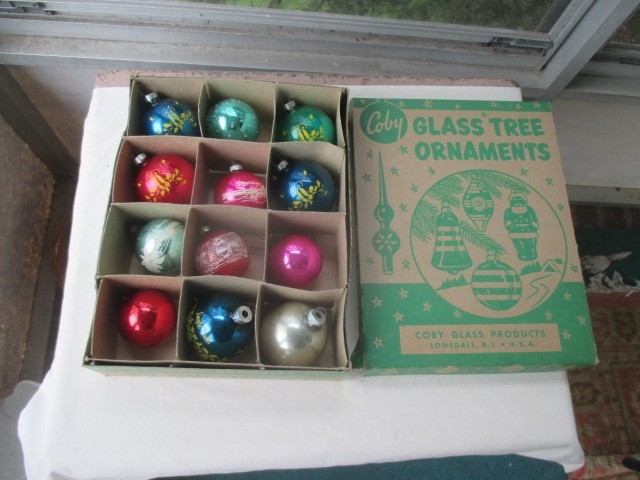 Vintage Colby Christmas Tree OrnamentS 2.75'' Lot of 12 In Original Colby Box