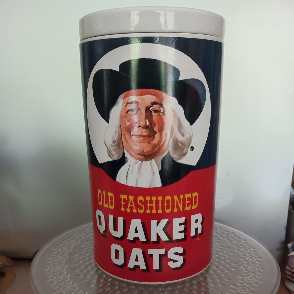 Vintage Old Fashioned Quaker Oats Ceramic Cookie Jar Regal China Canister