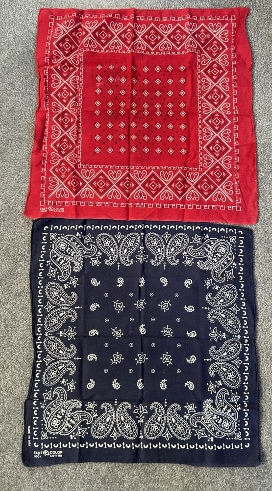 Vtg Fast Color Bandana 2 pc. Red Diamond Blue Paisley Elephant Trunk Up Cotton