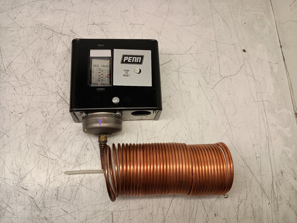 Open Box Johnson Controls Penn A70HA-1C Temperature Control Manual Reset