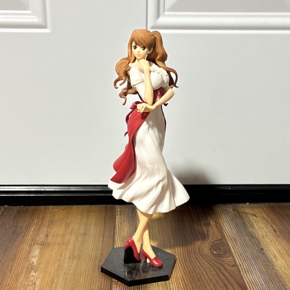 Banpresto One Piece Glitter & Glamours Charlotte Pudding figure.