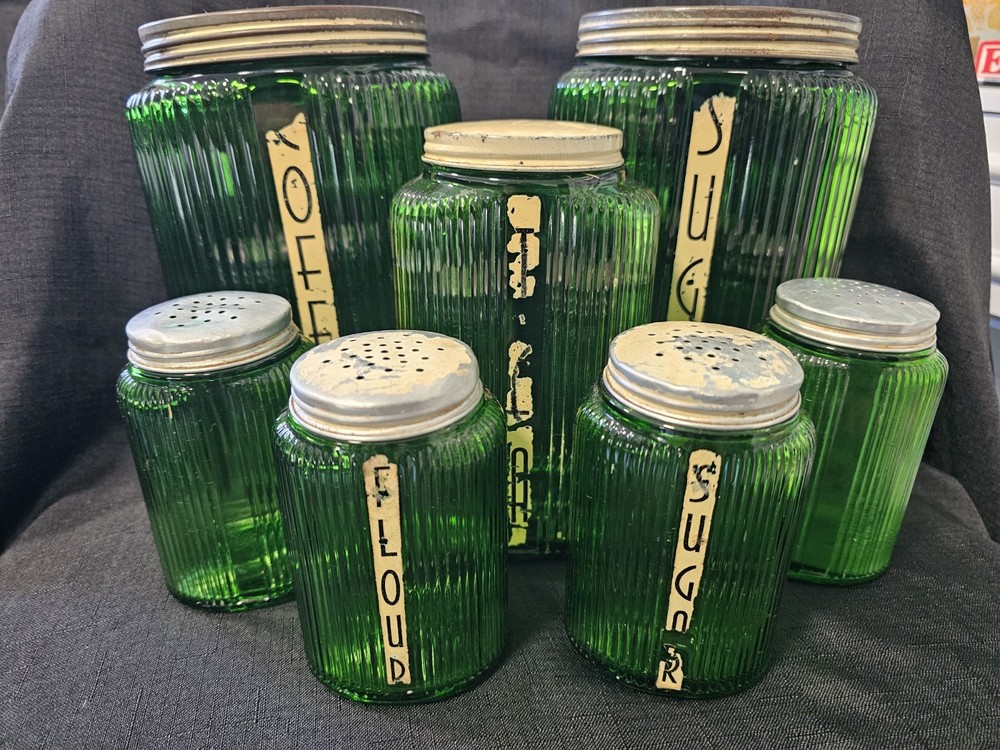 Vintage OWENS ILLINOIS FOREST GREEN 7 pc GLASS CANISTER SET 5 w/ LABELS 2 w/out