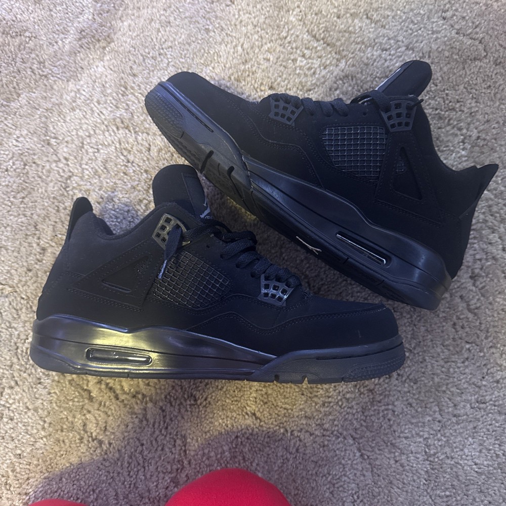 Jordan 4 Black Cats