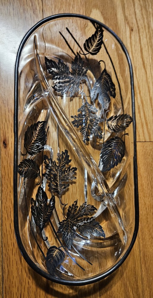 Vintage Flanders Silver City Glass Divided Dish Candy Nuts Relish Leaves Overlay