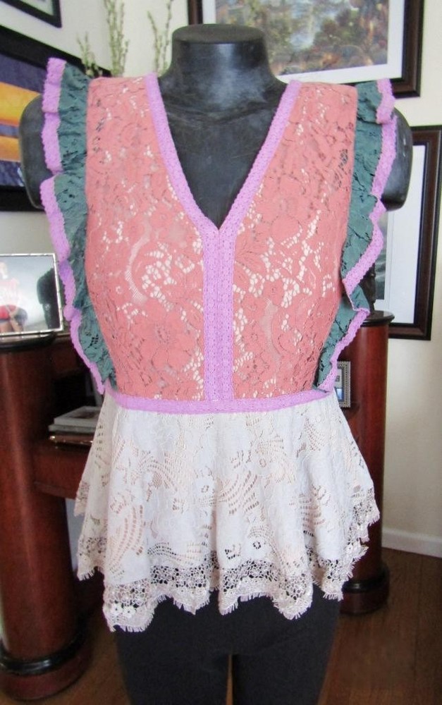 Women's Sugarlips Marilyn Lace Peplum Blouse   Size Large