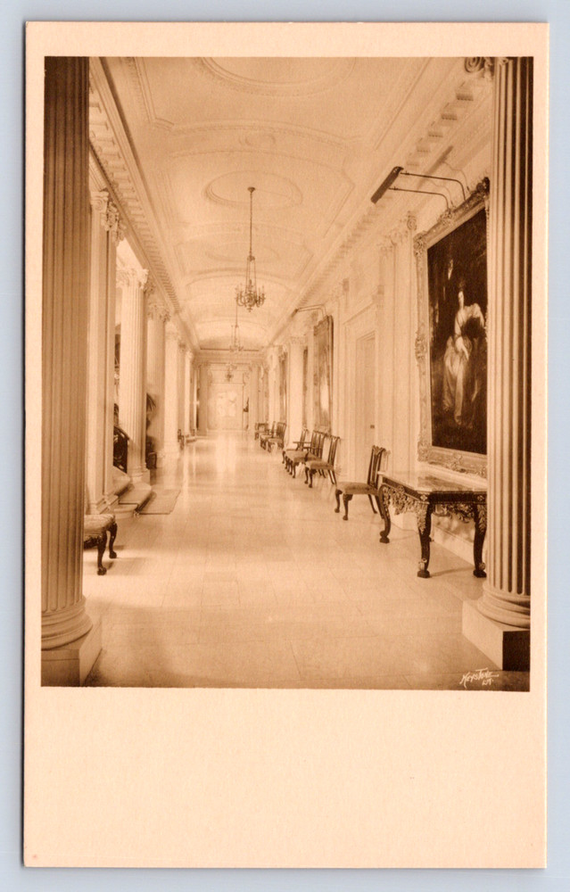 Vintage Postcard Hall in the Art Gallery San Marino California