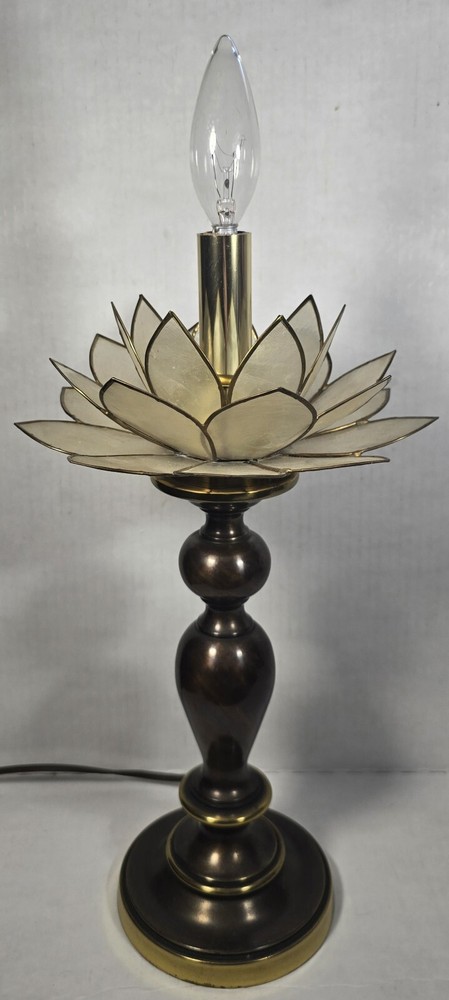Capiz Shell Lotus Petal Flower Floral Lamp Rare Vintage Works!