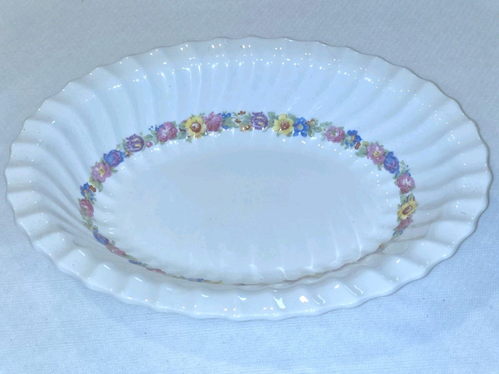 Royal Doulton Bone China Oval Serving Dish Made In England H4821, 1942-1959