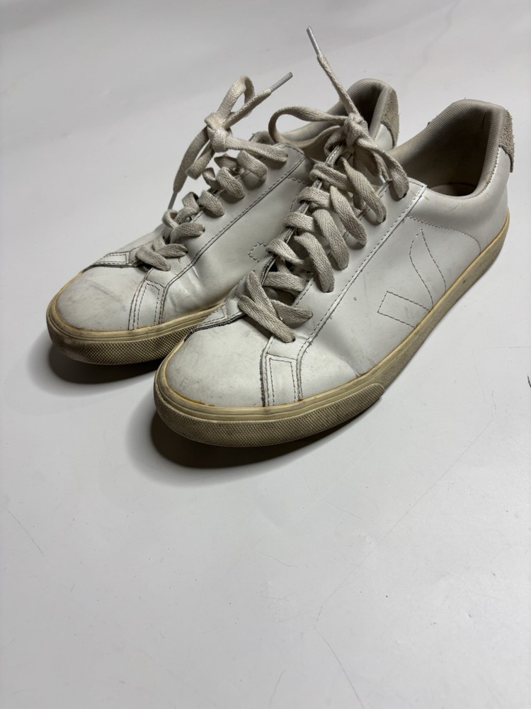 VEJA Sneakers Women 9 EU 40 White Vegan Leather Shoe Lace Up Low Cut Logo Esplar