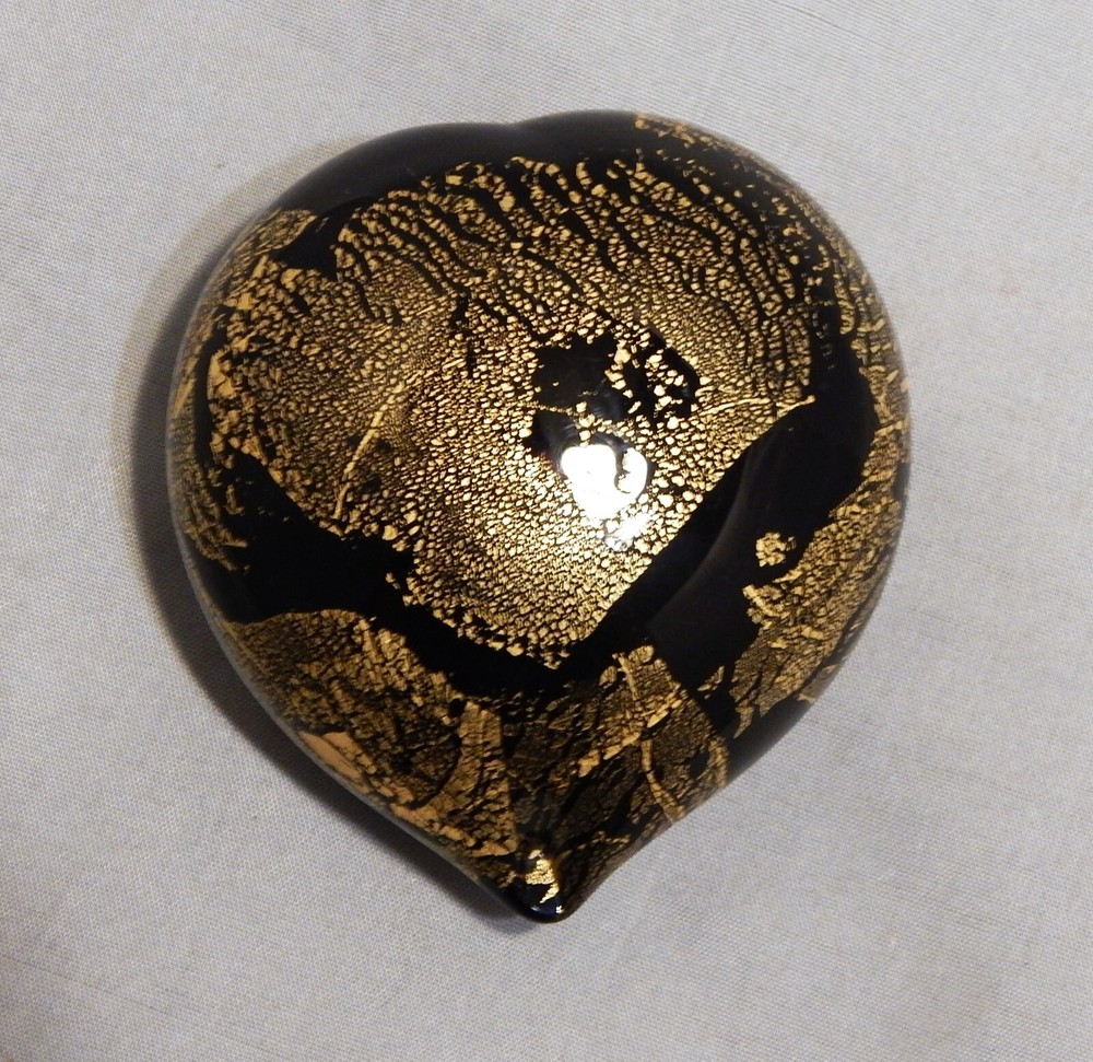 Black and Gold Art Glass Heart Shape Paperweight