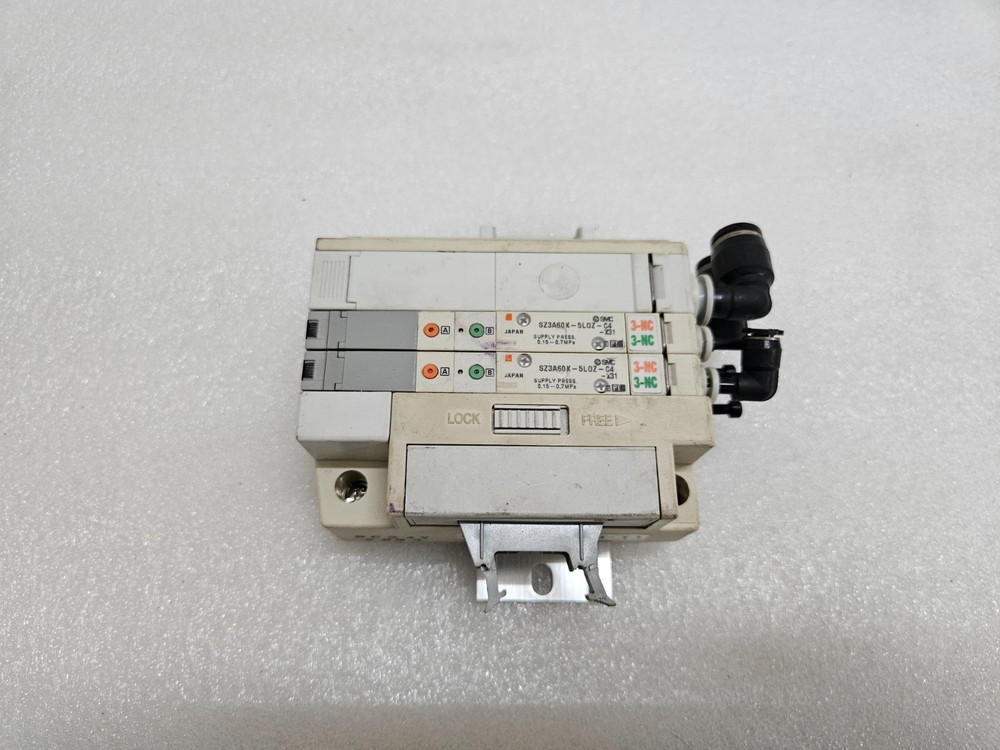 SMC 3D80-050223-11 Unit with 2x SZ3A60K-5L0Z-C4-X31 Solenoid Valves