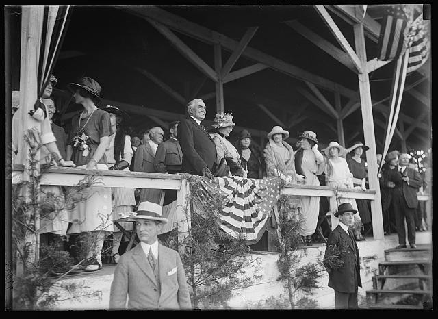 Photo:[President and Mrs. Harding. White House, Washington, D.C.]