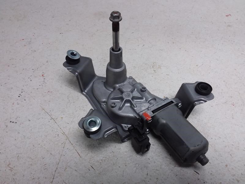 11-18 Dodge Durango Rear Wiper Motor Replacement 911040