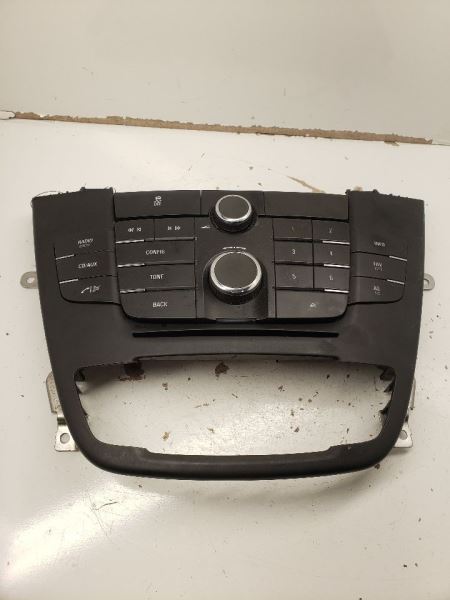 Audio Equipment Radio Control Panel AM-FM-XM-CD-MP3 Fits 11-12 REGAL 1246581