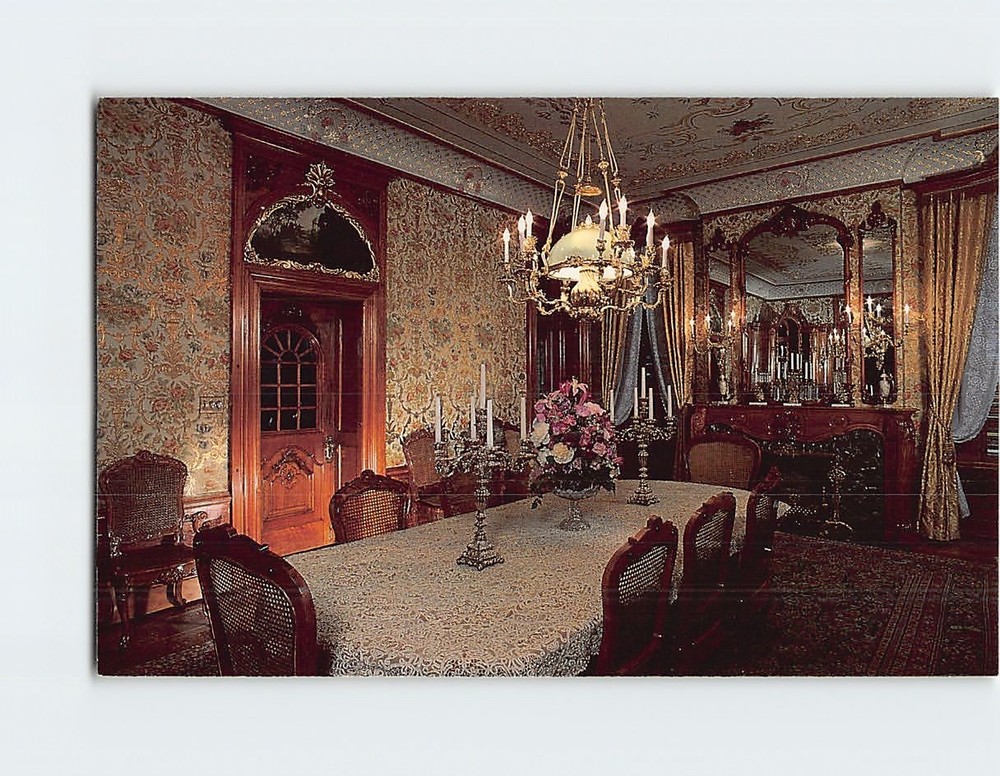 Postcard Dining Room Captain Frederick Pabst Mansion Milwaukee Wisconsin USA