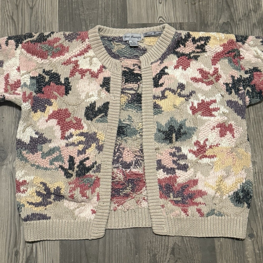 Vintage First Concepts Women’s Hand Knit Cardigan Sweater  Floral Medium
