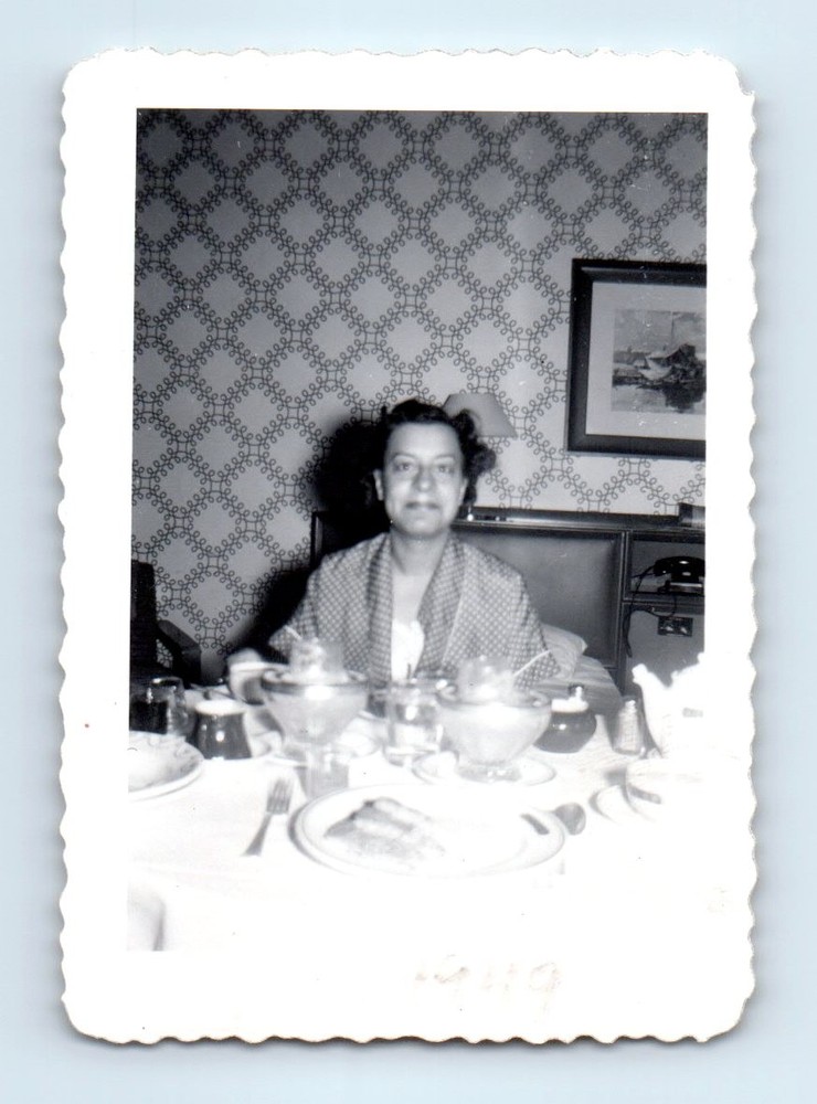 Old Vintage Photo SOLO WOMAN AT DINING TABLE TACKY WALLPAPER SNAPSHOT PICTURE