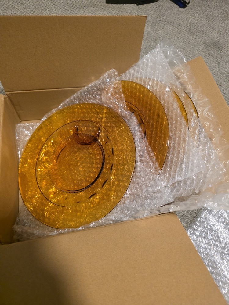 (4pc) Vtg Indiana Glass Amber Kings Crown Thumbprint Snack Plate