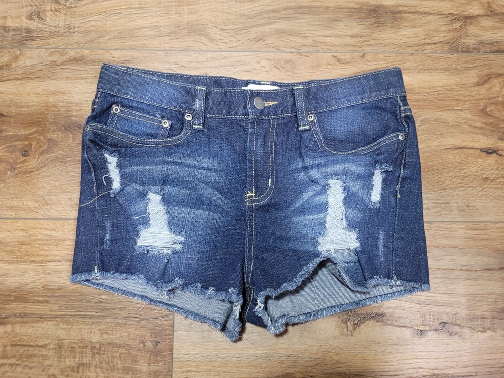 FOREVER 21 Shorts Women's size 28 Distressed Low Rise Medium Wash Denim