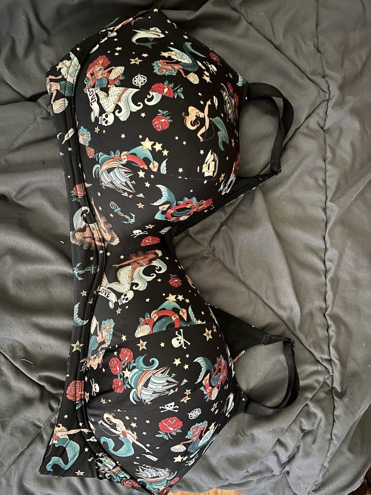 Torrid 46DD 360 Back Smoothing Wire-free Push-up Plunge Bra
