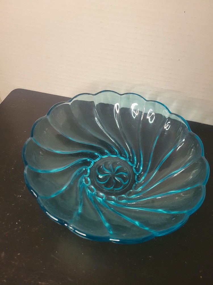 Vintage Hazel-Atlas Turquoise “Capri Seashell” Serving Bowl Swirl Glass ~ 9”