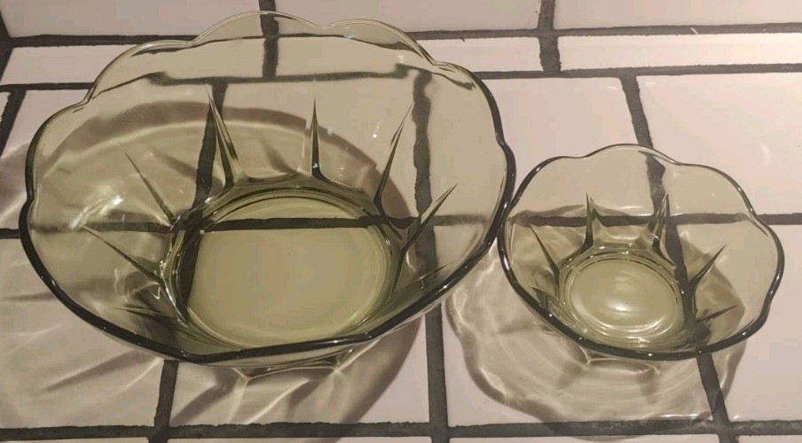 Chip And Dip Set. Vintage Anchor Hocking Avocado Green Glass