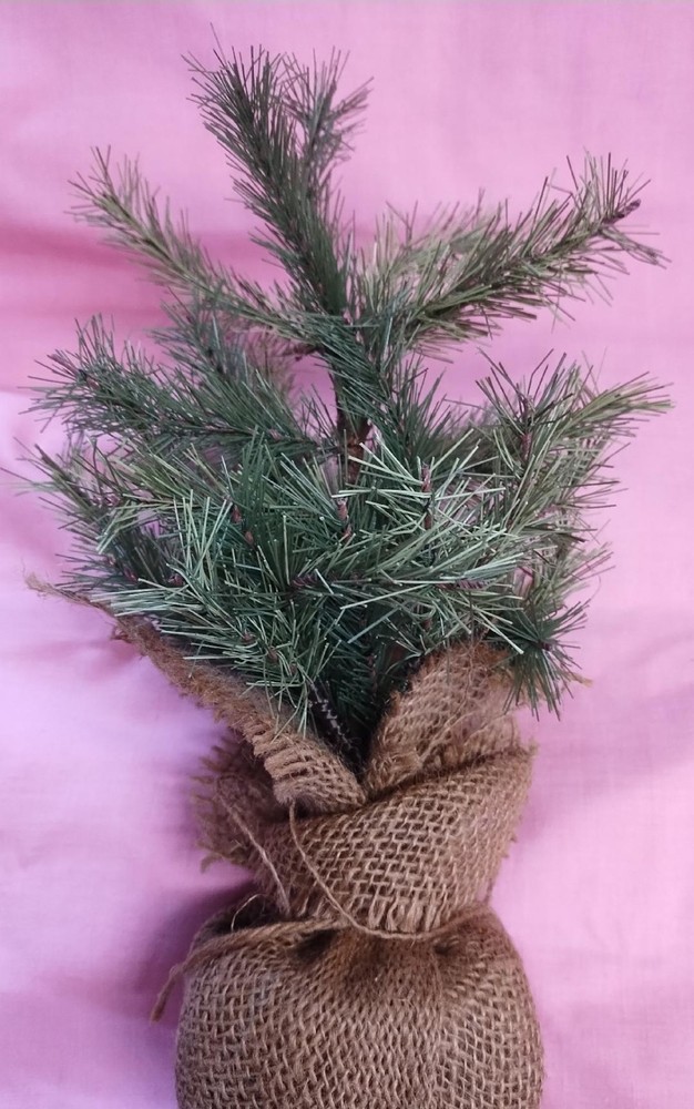 11-inch Artificial Mini Christmas Tree With Burlap Covered Base
