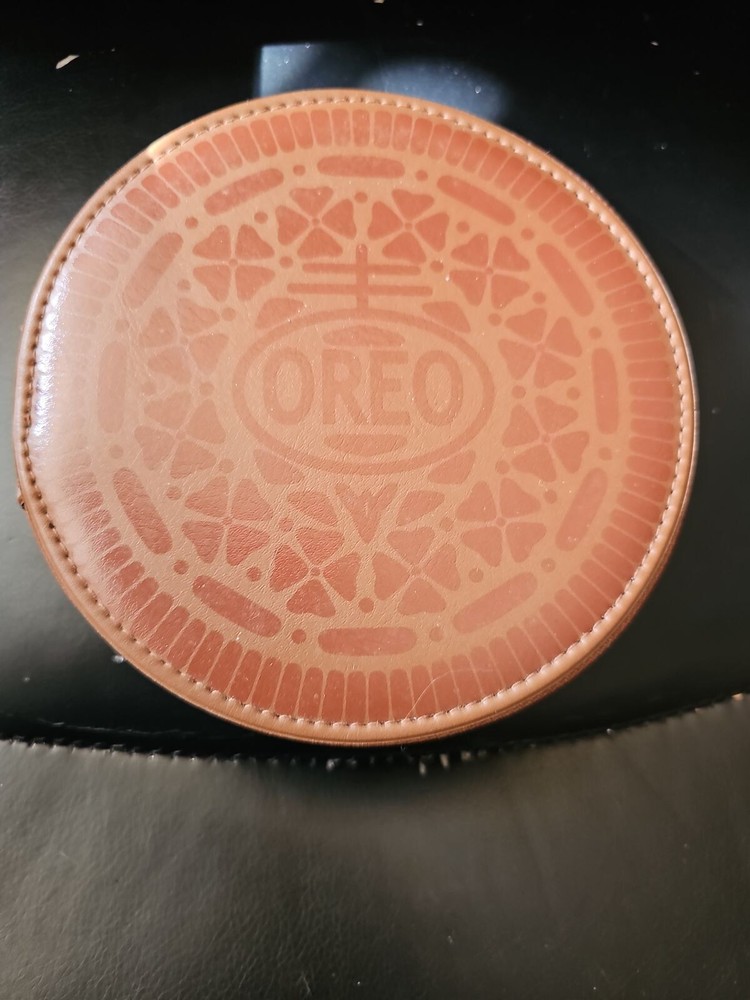 Oreo CD/DVD case