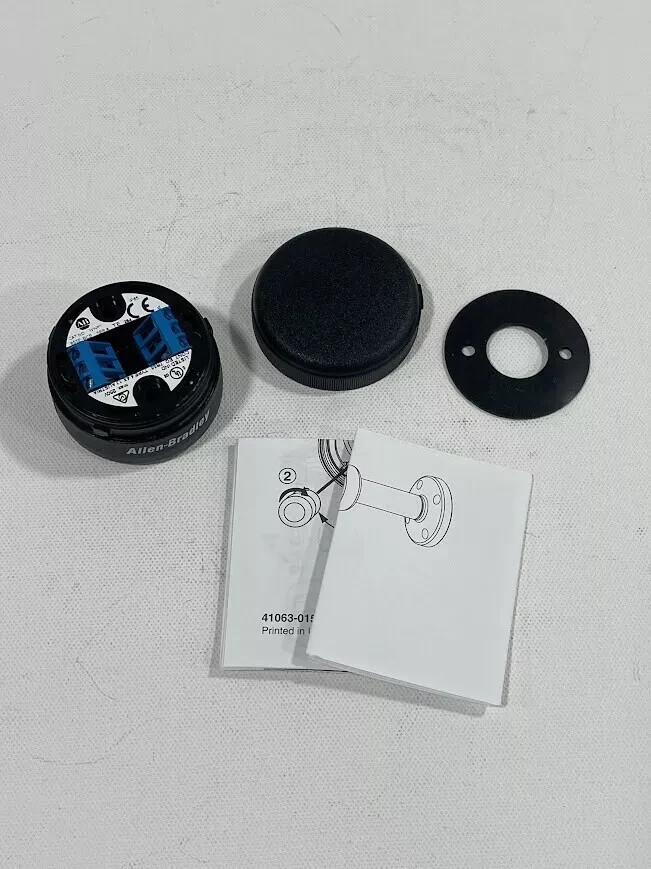 Allen Bradley 855E-BCBC Stack Light Base, Cap, and Gasket 40mm 1/2
