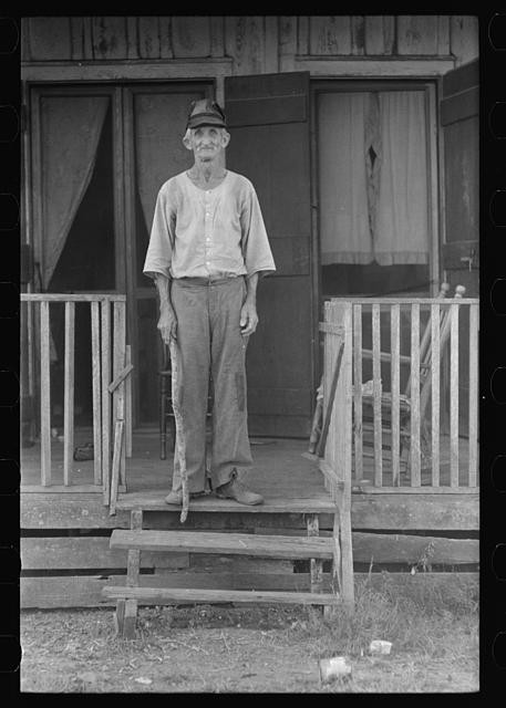 Photo:Lutcher Louisiana Old Farmer on Porch 1938 Oct.