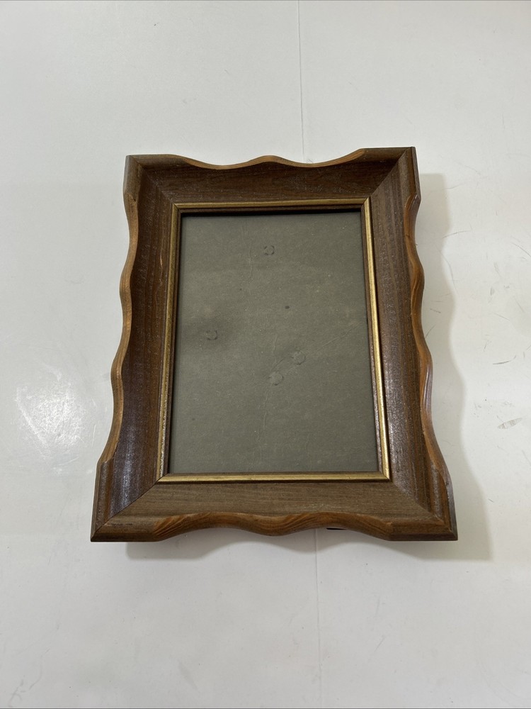 Vintage Beveled Wood Picture Frame For 5x7 Photo