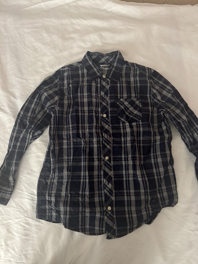 boys t shirt size 14/16