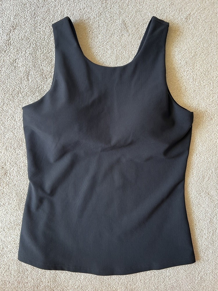 SLEEVELESS TOP / TANK - 32 Degrees Cool - Black - Built in Bra - Sz Small