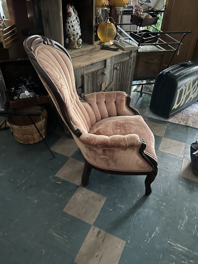 Kimball Reproduction Victorian Kings Chair Honduras mahogany wood from Italy