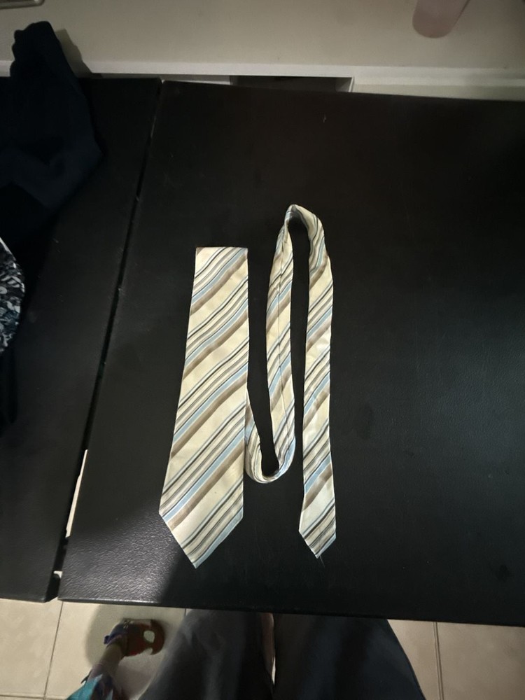 Geoffrey Beene Men's Striped 100% Silk Necktie