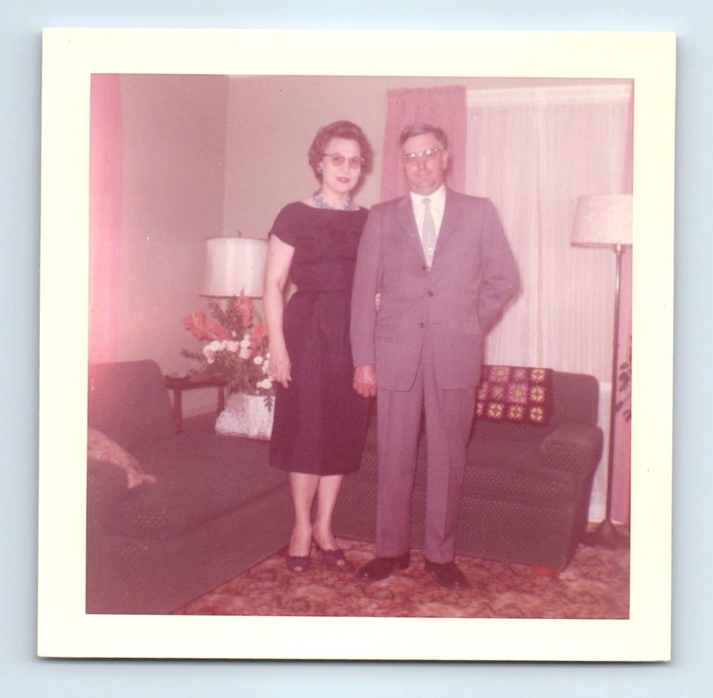 Old Vintage Square Color Photo MAN WOMAN COUPLE LIVING ROOM 1960 SNAPSHOT
