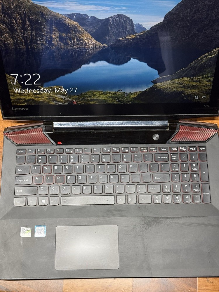 Lenovo Y700-15ISK Gaming Laptop – i7, 16GB RAM, SSD + 1TB HDD