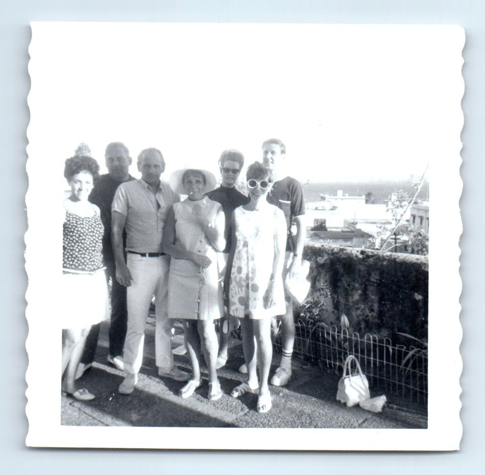 Old Vintage Square Photo MEN WOMEN GROUP PICTURE FUNKY GLASSES SNAPSHOT