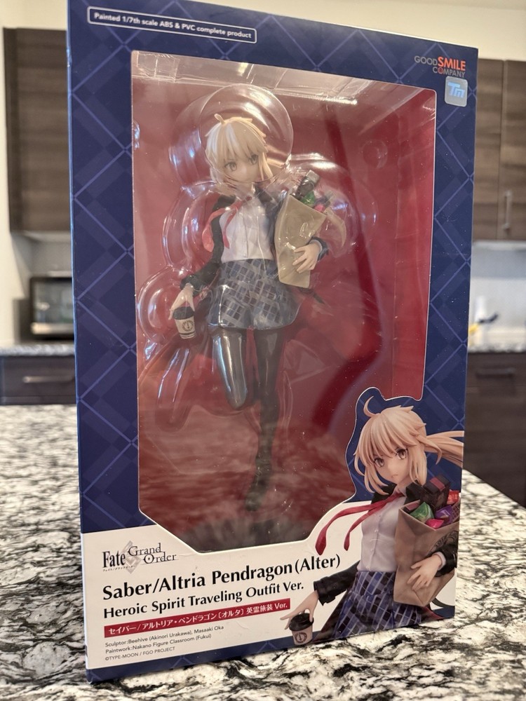 Good Smile Company Fate/Grand Order Saber/Altria Pendragon (Alter) 1:7 Figure