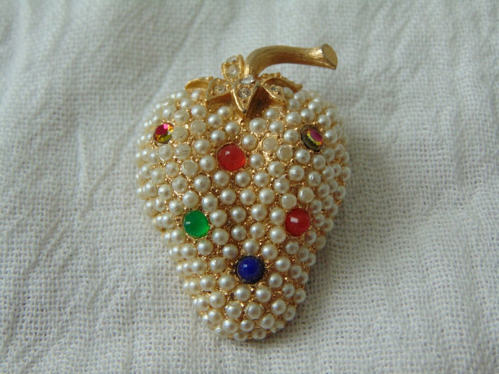 Vintage Ciner Seed Pearls Beads Crystals Strawberry Brooch