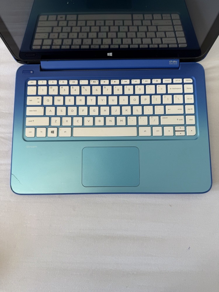 HP Stream 13-C002dx Laptop - Intel Celeron N2840 - RAM 2GB - Read Description