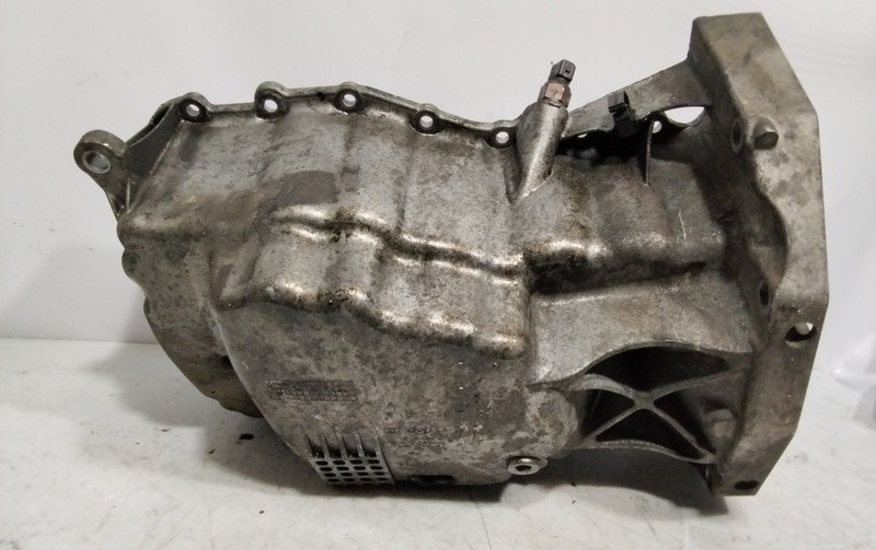 8200660297 inf engine crankcase Renault Megane III Sedan 5 P 2008 1867517