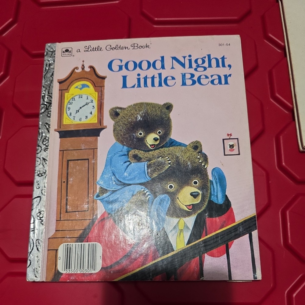 Vintage A Little Golden Book Good Night,  Little Bear 301-54 #5699