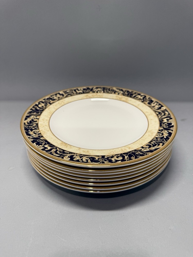 Set of 8 Wedgwood Cornucopia Accent Salad Plates 8” Bone China UK