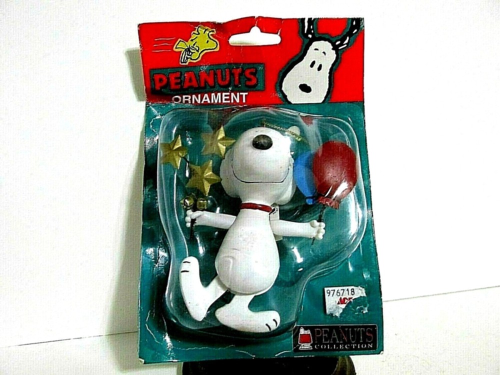 Snoopy Peanuts Charlie Brown Kurt Adler Christmas Ornament Articulating Figure