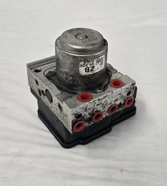 2009-2011 Honda Pilot FWD ABS Anti-Lock Brake Pump Module Assembly OEM