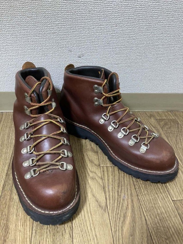 Danner Mountain Light 30520X US9E Brown Leather Hiking Boots Used